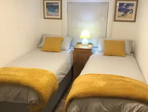 Cosy Sea view Skye Cottage for 6 - Image 4