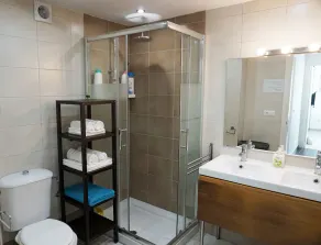 Appartement en bord de mer avec une vue imprenable et récemment rénové avec WiFi et int. Téléviseurs - Image 3