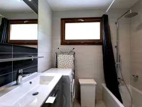 Bel appartement rénové pour 8 personnes au Grand-Bornand avec parking privé - Image 2