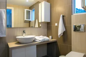 Luxury villa,heating pool superior facilities ideal for families, free transfer - Image 4