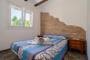 Casa vacanze \"Casa Rural Mestre\" con piscina esterna condivisa, A/C e Wi-Fi - Image 3