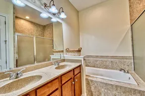 Bayside * 4 BR Luxury House - Image 4