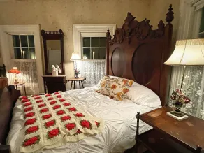 Historic Catskill Mountains Grand House - Image 5