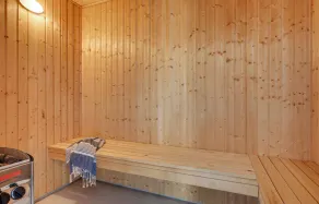 Gorgeous Home In Frederiksværk - Image 3