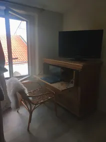 Paisible Appartement Avec sa Cour Fermée - Image 2