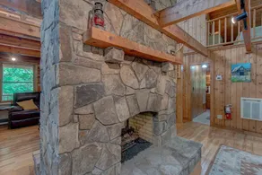 Hidden Creek Cabin - Image 2