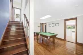 Copa Capri-The Entertainer, Multiple Living Spaces,  Flat 5 min Walk to Beach - Image 3