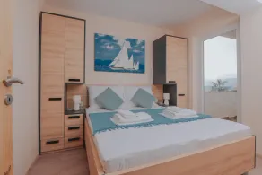 Apartment for 14 only 100 m from the Beach with the Pool - Image 3