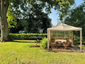Idyllic small farm with a horse ranch - Image 4
