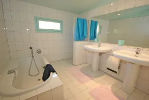 Komfortable Villa mit privatem Pool in St Genest Beauzon Süden ardech - Image 3