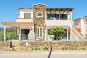 Maison de vacances 'Limpiddu 6' avec vue sur les montagnes, jardin commun et balcon - Image 3
