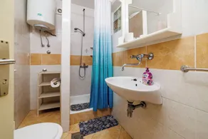 Apartment Stojna - Image 5