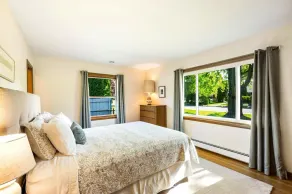Three bedroom | 2 Bath Ranch Home Steps Away from the Water - Image 4