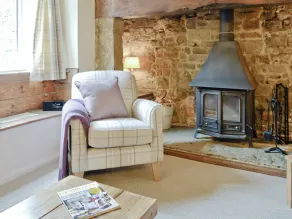 3 bedroom accommodation in Hook Norton, near Chipping Norton - Image 2