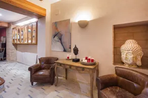 Apartment 'Habitacion Estandar - Edificio Contiguo' with Private Terrace, Wi-Fi and Air Conditioning - Image 2