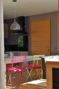 Contemporary wooden villa garden swimming pool terrace nearby. Aix en Provence - Image 5