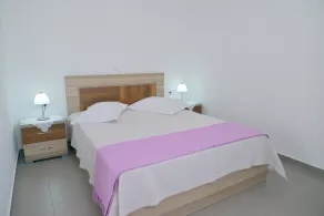Apartment in Zefiria - Image 4