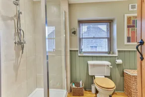Swalebeck House - Image 3
