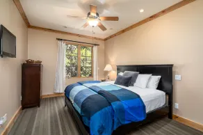 Cozy, Comfortable And Two King Beds, Perfect For Two Families To Enjoy! Silver Mountain Condo 207 Condo - Image 5