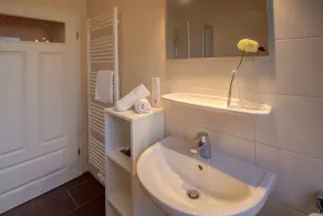 Int Corner 5 - Image 5