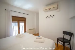 Appartement-Modernismo-SDB privée avec douche-Vue ville - Image 2