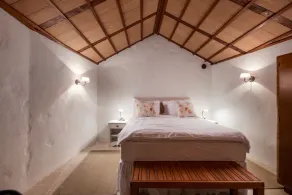 Charmerende stenvilla - Sommerhus med privat opvarmet pool og dejlig havudsigt - Image 4