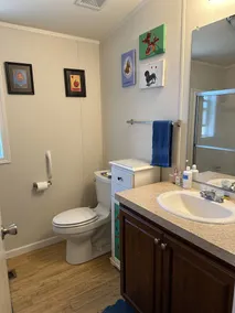 Cozy Cottage right on the McKenzie River! - Image 3