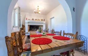 Stunning home in Gata - Image 3