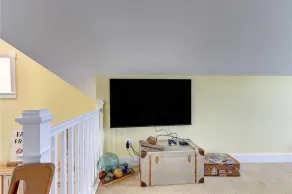 Seabrook Sweet Buttercup | Pet Friendly, Family | 2BR, Sleeps 5, Windgate Barn - Image 3