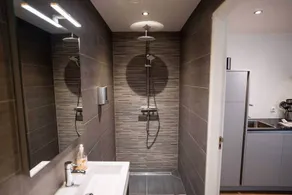 Happy 1 Bedroom Apartment - WE39C - Image 3