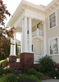 The Decker House Bed & Breakfast - Image 4