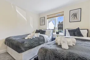 Cosy 2 Bed, Gatwick Airport - Image 5