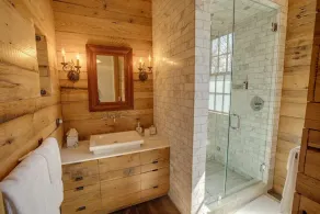1890's Homestead Cottage - Mountain Vineyard Getaway - Image 3