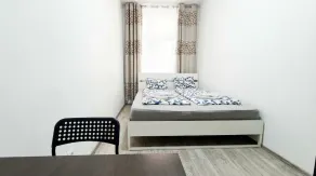 Quick Access to Vienna Center - Simple Private Rooms with WIFI - Image 5