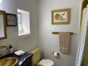 Deland Marigold House, Beautiful rolige omgivelser, med Comfy Bed, Downtown DeLand - Image 4