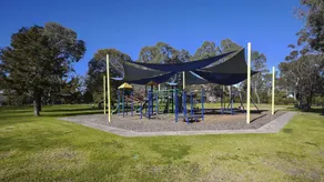 Nagambie / Goulburn Weir River Cottage - Image 2