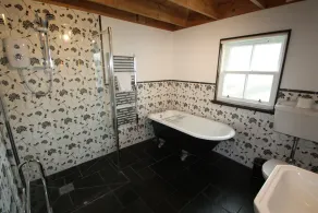 Easdale Cottage - unique island, stunning sea views - Image 2