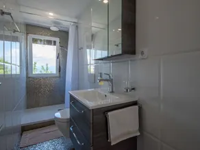Bel appartement avec piscine, climatisation, WIFI, TV, terrasse et animaux admis - Image 2