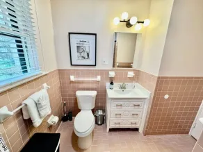 Beautiful Updated Historic 3BD/2BTH Home - Image 3