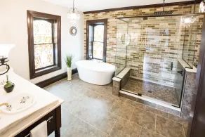 Historic Home, Modern & Charming Decor, Wine Trail, Private Rental - Image 4