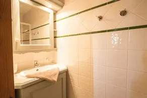 Superb duplex, åben udsigt, i ejendom med swimmingpool, dør adgang - Image 5
