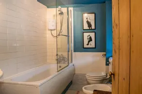 Charming 2BD Cottage in the Heart of Kingham! - Image 3