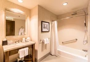 CRBC - Best View in Resort! Ski In/Out, 2 Queen Beds, Spa, Ski Valet, PvtBalcony - Image 3