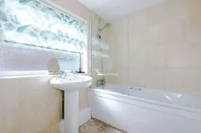 NEW! Spacious 3-Bed Home in Newcastle-under-Lyme by 53 Degrees Property, Ideal for Business, FREE Parking! - Image 4