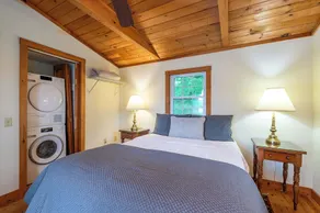 Sea Chaser Cottage - Perfect getaway for those drawn to the sea - Image 5