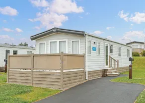3 bedroom accommodation in Newquay - Image 5