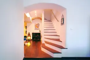Außergewöhnliches Haus im Zentrum des atemberaubenden weißen Dorfes Casares. - Image 2