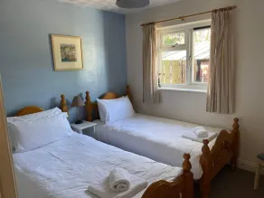 BEACHCOMBERS, pet friendly, character holiday cottage in St Merryn - Image 5