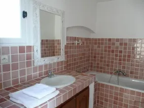 Villa encantador e tranquilo com piscina privada sob palmeiras em St. Tropez - Image 3