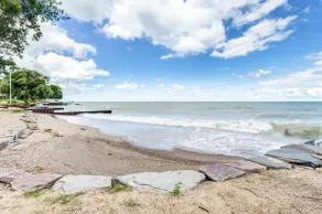 Private Beach Lakehouse - Image 4